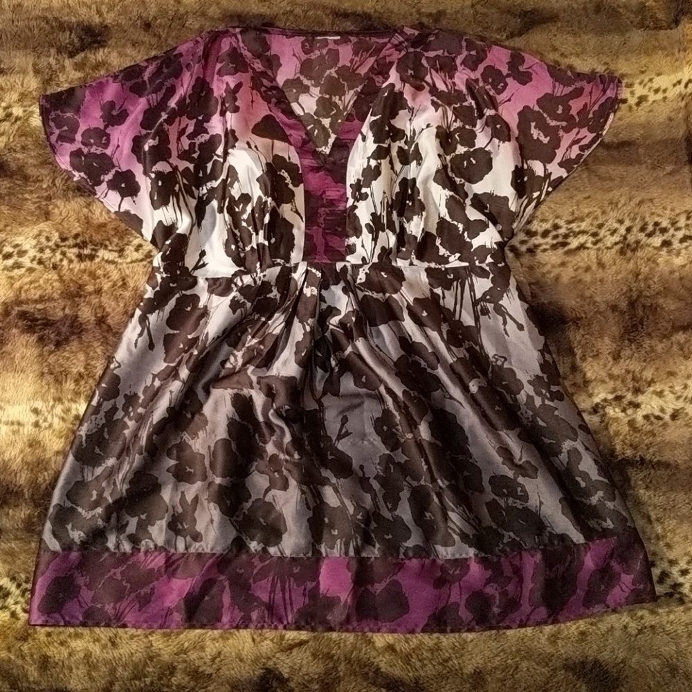 Short sleeve satin wing shirt